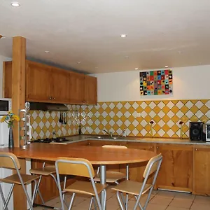 Magnifique Maison/appartement Au Coeur Des Volcans , Ceyssat France
